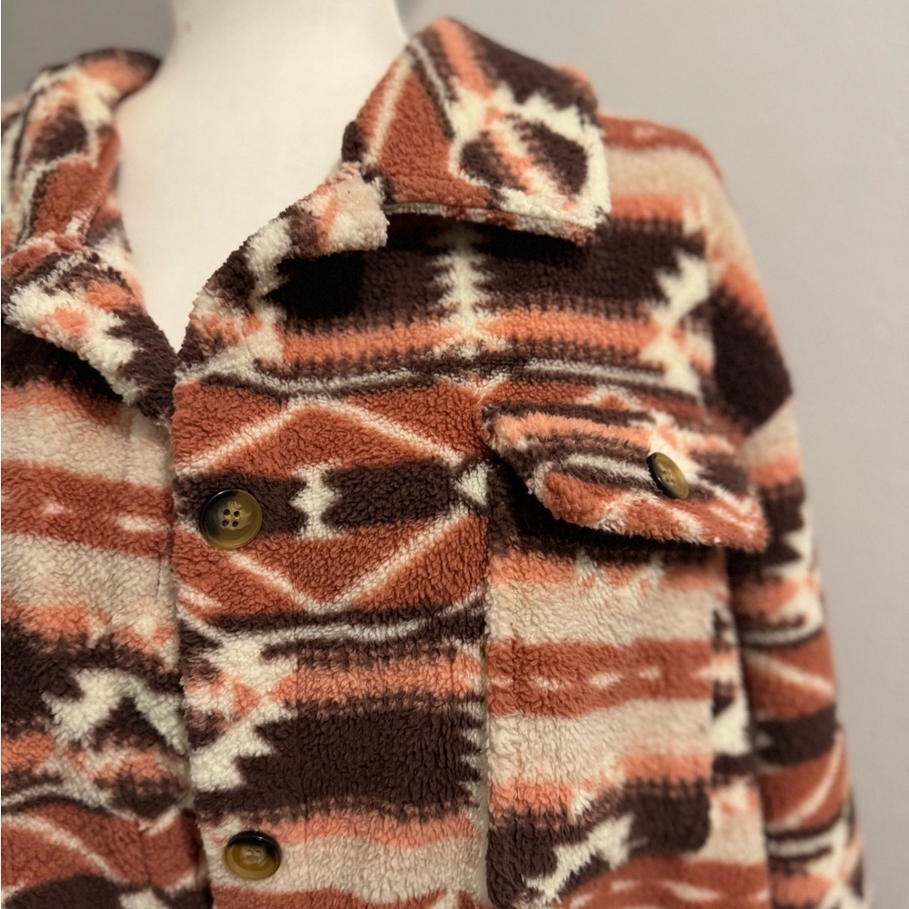 Cozy Patterned Women's Sweater Jacket - Picture 2 of 5